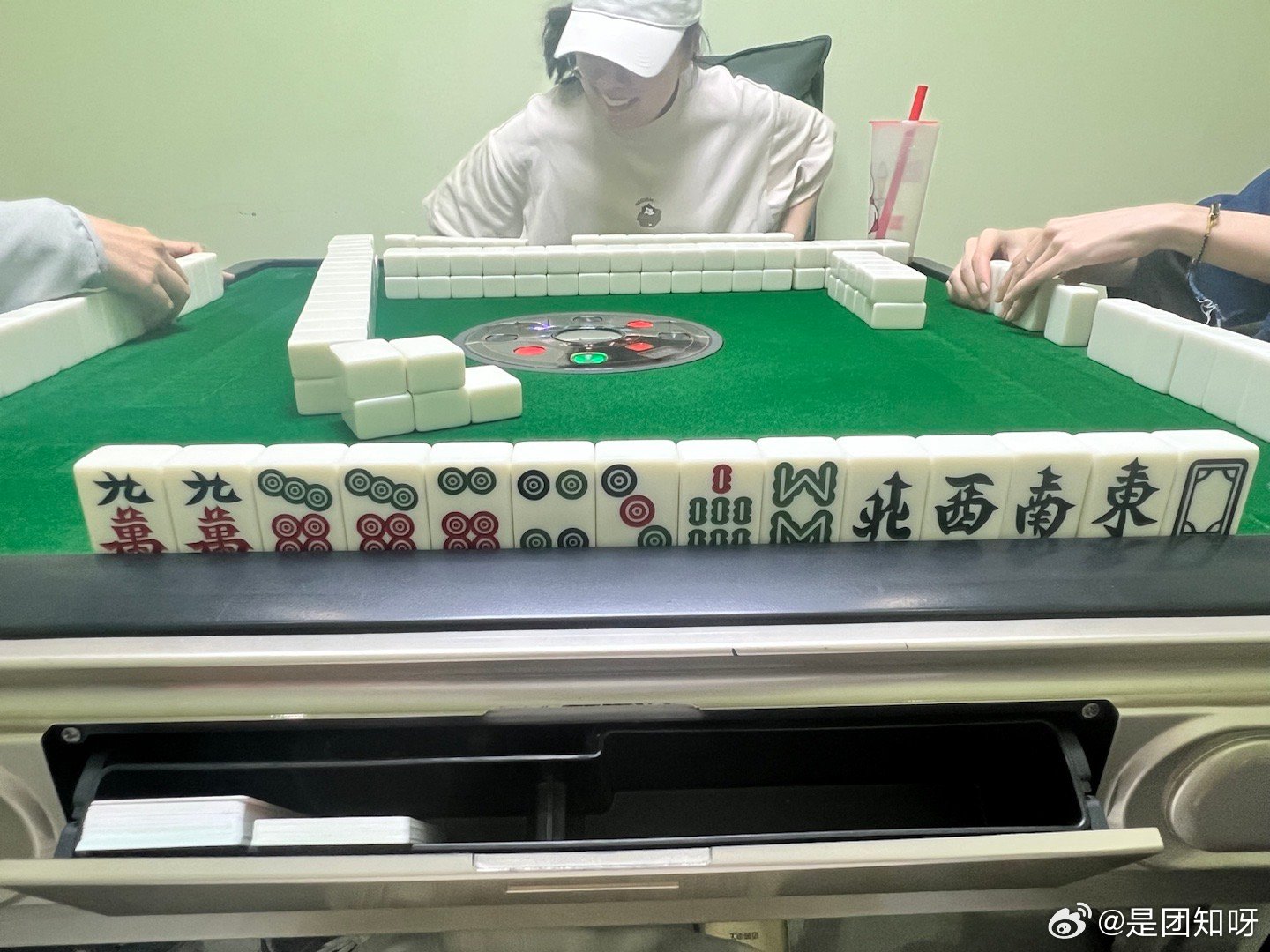 给大家爆料一下麻将胡了有挂吗”-太坑了原来有挂
