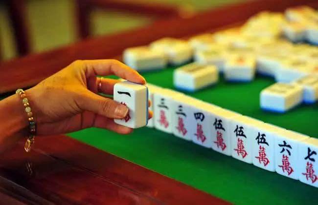 三分钟了解！打哈儿麻将确实有挂的(好友约战老是输)