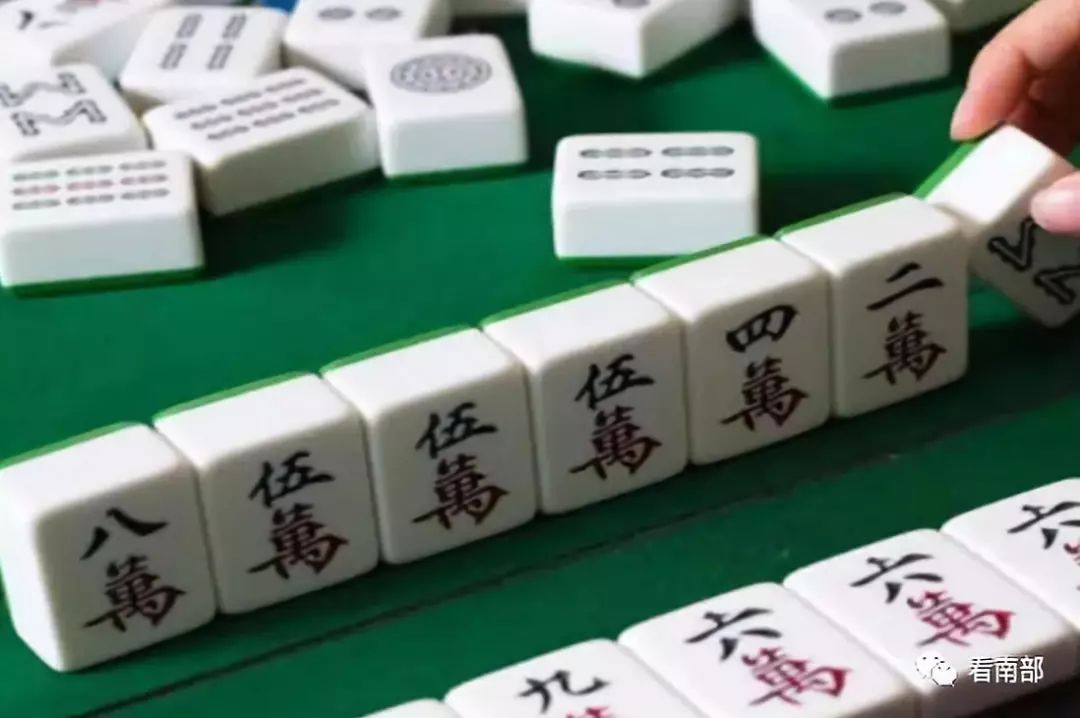 我来教教大家“微信麻将有没有挂-哔哩哔哩 
