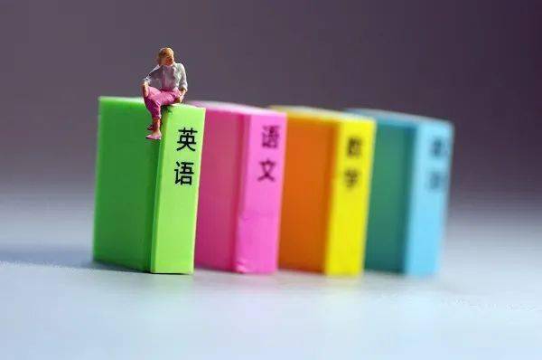 我来教教大家“终于找到可以看普通纸牌的仪器“推荐2个购买渠道