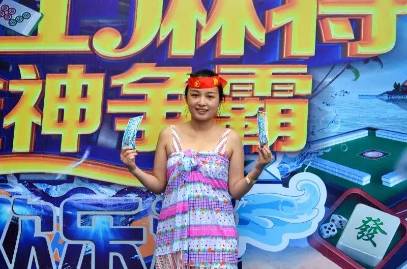 玩家必备攻略“微信小程序雀神广东麻将怎么开挂-哔哩哔哩 