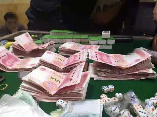 厉害了!最方便学会6个人扎金花闷牌规律 《详细教程 新浪科技》